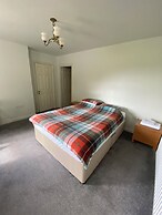 Beautiful 2-bed Apartment