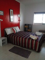 Lovely 4-bed Apartment in Estombar