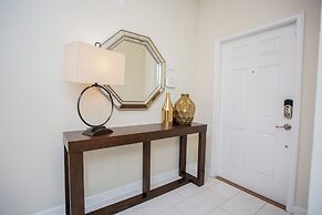 Four Bedroom Storey Lake Resort Close to Disney w Pool 3063