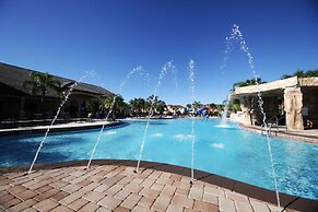 Splendid 4 Bedroom w Pool Close to Disney 3049 Paradise Palms Resort