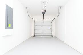 Gorgeous 5Bd Single Family w Pool Storey Lake 2767o