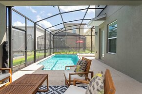 Gorgeous 5Bd Single Family w Pool Storey Lake 2767o