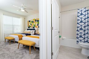 Gorgeous 5Bd Single Family w Pool Storey Lake 2767o