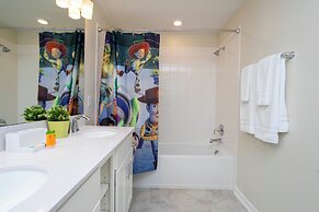 Luxurious 2 Bd Close to Disney Storey Lake 204 3131