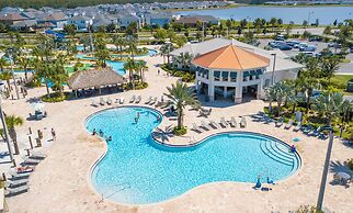 Gorgeous 5 Bd Home Close to Disney Storey Lake Resort 2734