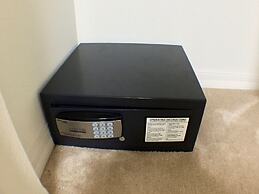 Family Friendly 3 Bedroom Close to Disney in Orlando Area 3099