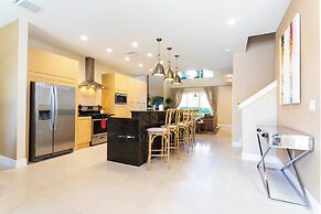 Gorgeous 4 Bd Close to Disney Magic Village 3114