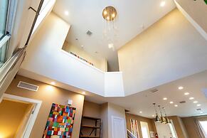 Gorgeous 4 Bd Close to Disney Magic Village 3114