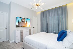 Gorgeous 4Bd w Pool Close to Disney Storey Lake 4289