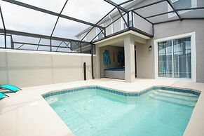 Gorgeous 4Bd w Pool Close to Disney Storey Lake 4289