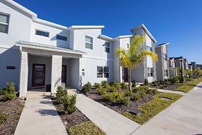 Stunning 4 Bd Close to Disney w Pool Storey Lake Resort 4369