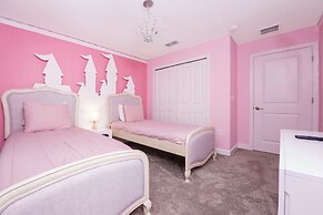 Stunning 4 Bd Close to Disney w Pool Storey Lake Resort 4369