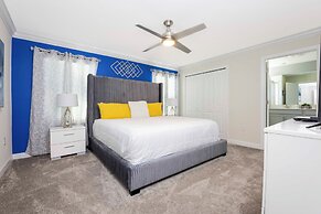 Stunning 4 Bd Close to Disney w Pool Storey Lake Resort 4369