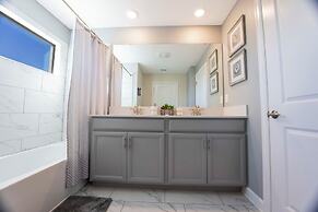 Stunning 4 Bd Close to Disney w Pool Storey Lake Resort 4369