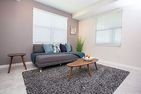 Gorgeous Two Bedroom Apt Close to Disney 306 4721 Storey Lake Resort