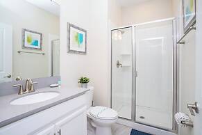 Ravishing Four Bd w Pool Close to Disney 4947