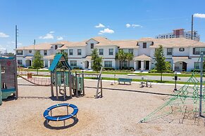 Ravishing Four Bd w Pool Close to Disney 4947