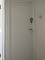 Inviting 2-bed Apartment in Ilford