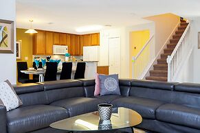 Wonderful Single-family 4 Bd w Pool Close to Disney Veranda Palms 2654