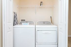 Amazing Three Bedrooms w Spa Jacuzzi Close Disney Encantada 3012