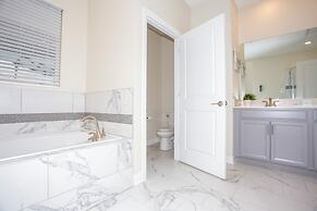 Fantastic Eight Bedrooms SF w Screened Pool at Storey Lake Resort 2887