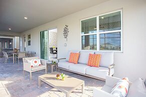 Fantastic Eight Bedrooms SF w Screened Pool at Storey Lake Resort 2887