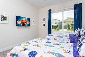 Gorgeous Family Friendly 5 Bd w Pool Close to Disney Storey Lake 2767