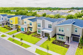 Gorgeous Family Friendly 5 Bd w Pool Close to Disney Storey Lake 2767