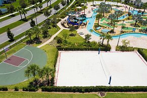 Luxurious Family-friendly 5 Bd 12 Guests w Screened Pool Close to Disn