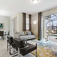 Four Bedrooms w Pool Townhome 4841