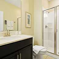 Four Bedrooms w Pool Townhome 4841