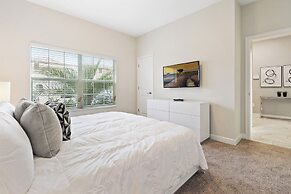 Four Bedrooms w Pool Townhome 4841