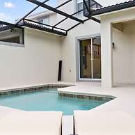 Four Bedrooms w Pool Townhome 4841