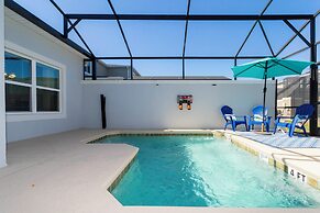 Wonderful 5 Bd Close to Disney Storey Lake 2980