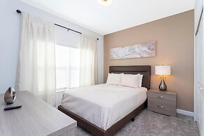 Wonderful 5 Bd Close to Disney Storey Lake 2980