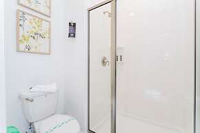 Wonderful 5 Bd Close to Disney Storey Lake 2980