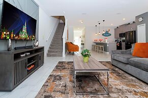 Wonderful 5 Bd Close to Disney Storey Lake 2980