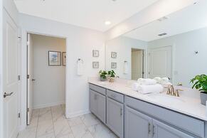 Wonderful 5 Bd Close to Disney Storey Lake 2980