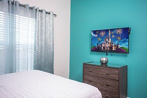 Wonderful 5 Bedroom w Pool Close to Disney 4801