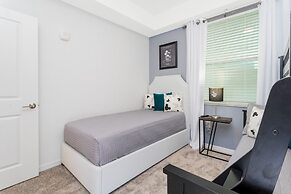 Gorgeous 2 Bedroom Apartment Close to Disney 305 3191