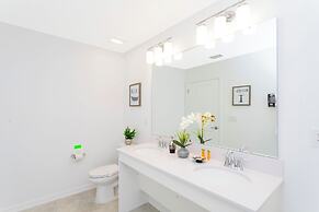 Stunning 2 Bedroom Apartment Close to Disney 304 3191