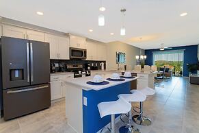 Stunning 2 Bedroom Apartment Close to Disney 304 3191