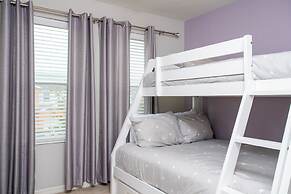 Family Friendly 4 Bedroom Close to Disney in Compass Bay Resort 5108