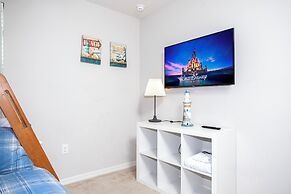 Family Friendly 4 Bedroom Close to Disney in Compass Bay Resort 5108
