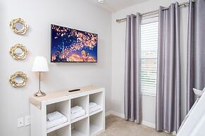 Family Friendly 4 Bedroom Close to Disney in Compass Bay Resort 5108