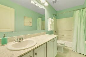 Family Friendly 4 Bedroom Close to Disney in Orlando Area 5116