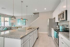 Family Friendly 4 Bedroom Close to Disney in Orlando Area 5116