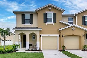 Family Friendly 4 Bedroom Close to Disney in Orlando Area 5116
