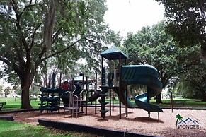 Family Friendly 4 Bedroom Close to Disney in Orlando Area 5116