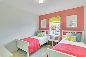 Family Friendly 4 Bedroom Close to Disney in Orlando Area 5116